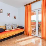 Apartman In With Wifi Póla