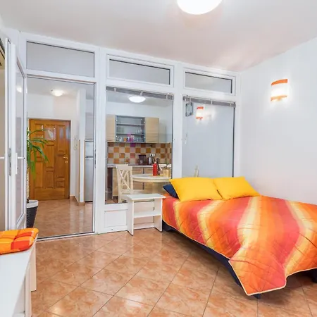 2 Bedroom Lovely In